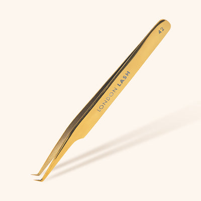 Ultra Fine Tip Mega Volume Tweezers in Gold