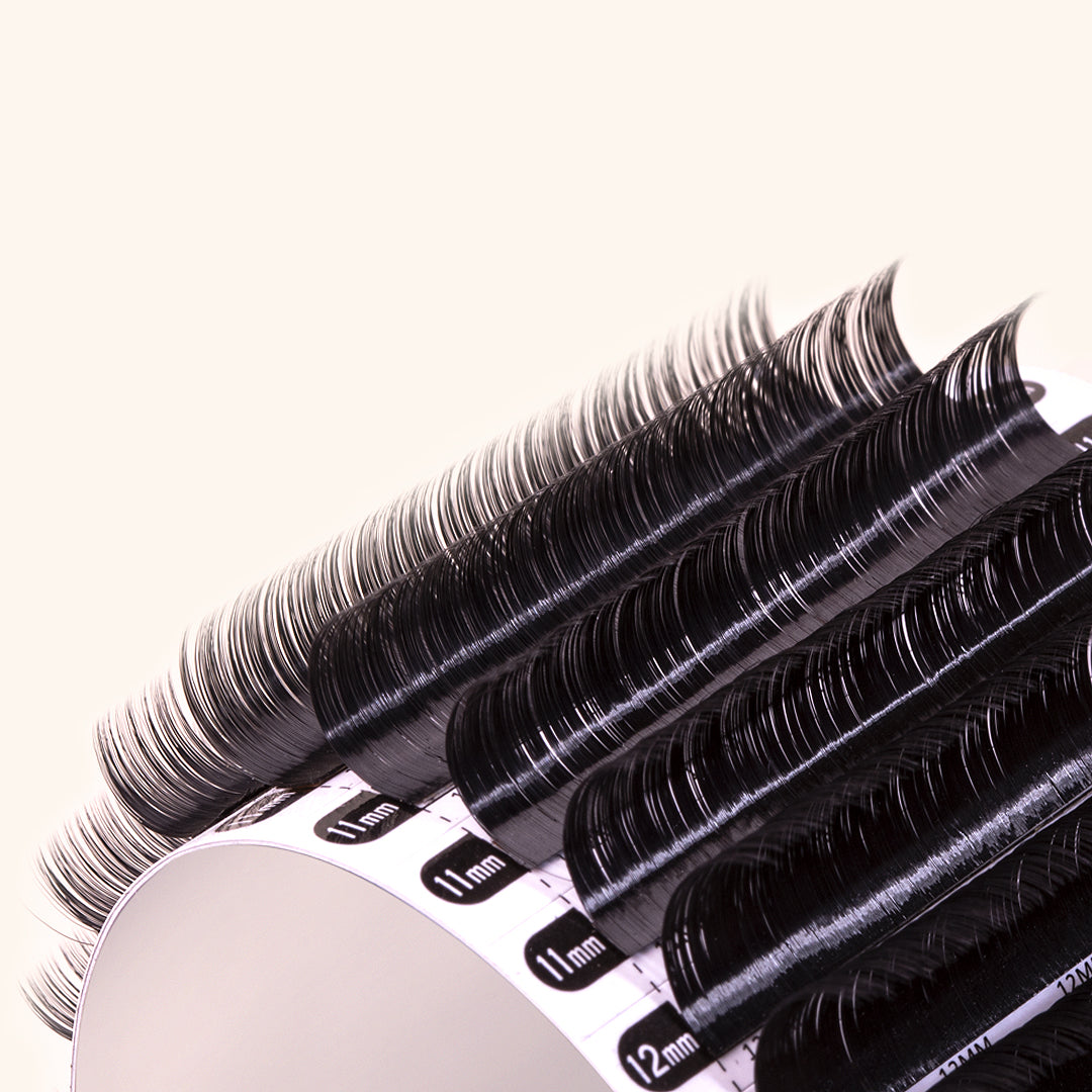 Classic Chelsea Lashes 0.12 On Lash Strip